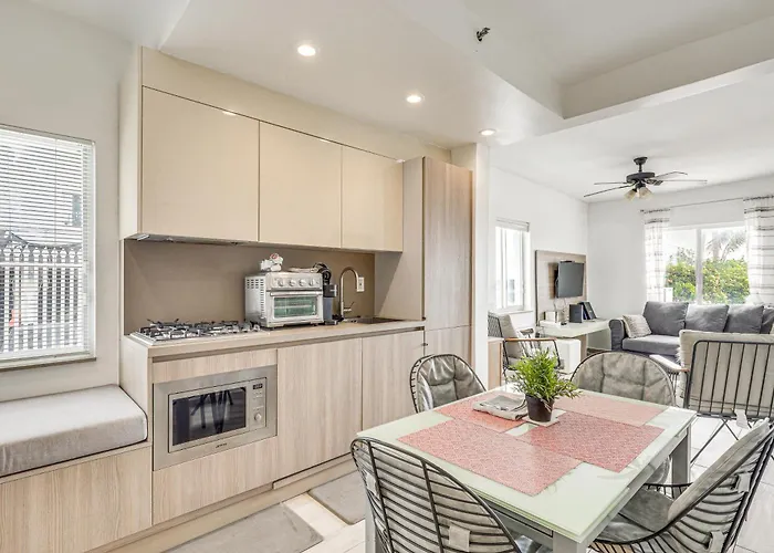 Cozy Miami Beach Apartment Less Than 1 Mi To Ocean!